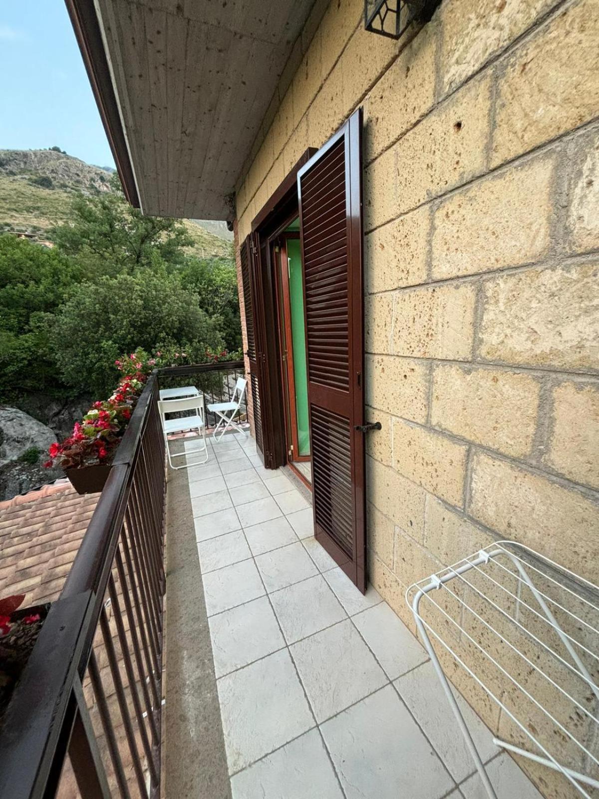 Domus Arco Romano Guest House Ітрі Екстер'єр фото
