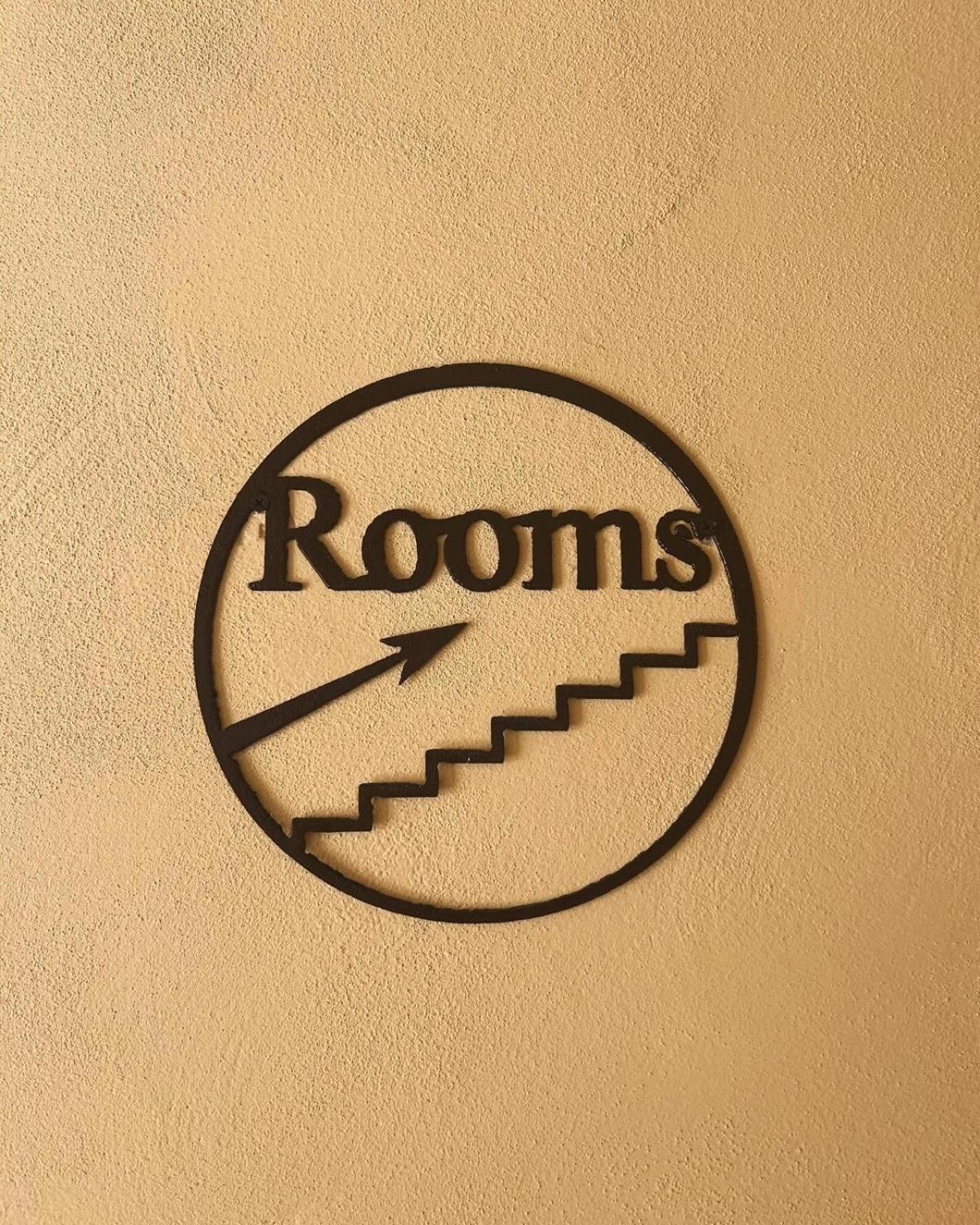 Domus Arco Romano Guest House Ітрі Екстер'єр фото